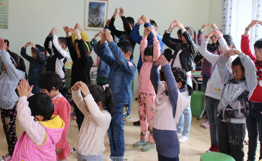 关爱服刑在教、刑释解教人员未成年子女示范项目亲子活动