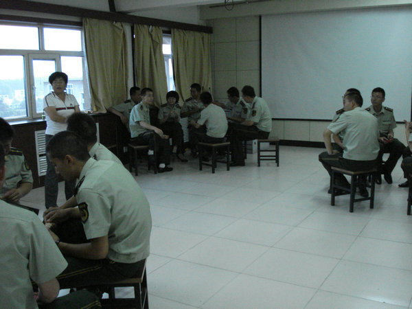 乐平心理走进部队